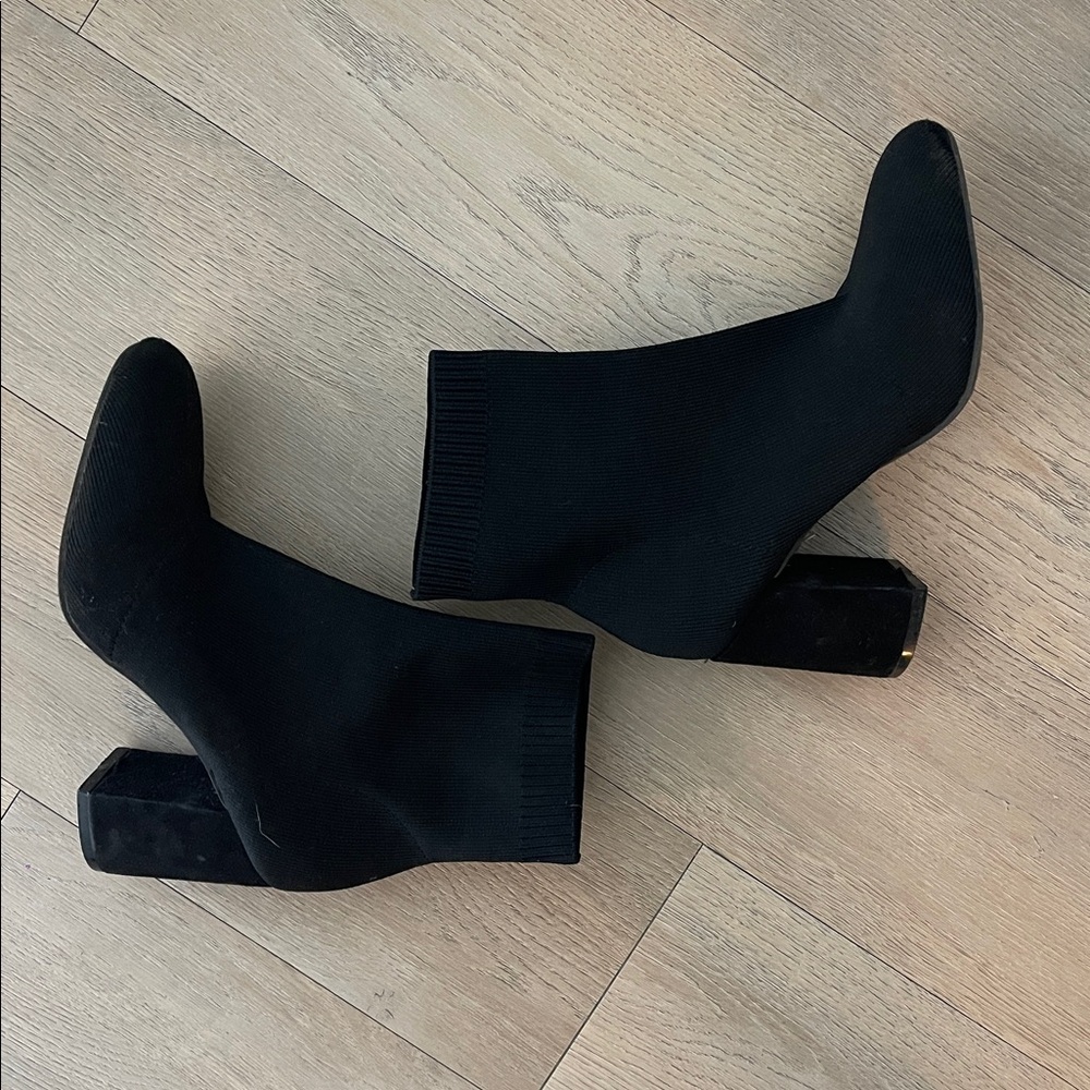 MIA booties - Picture 3 of 6